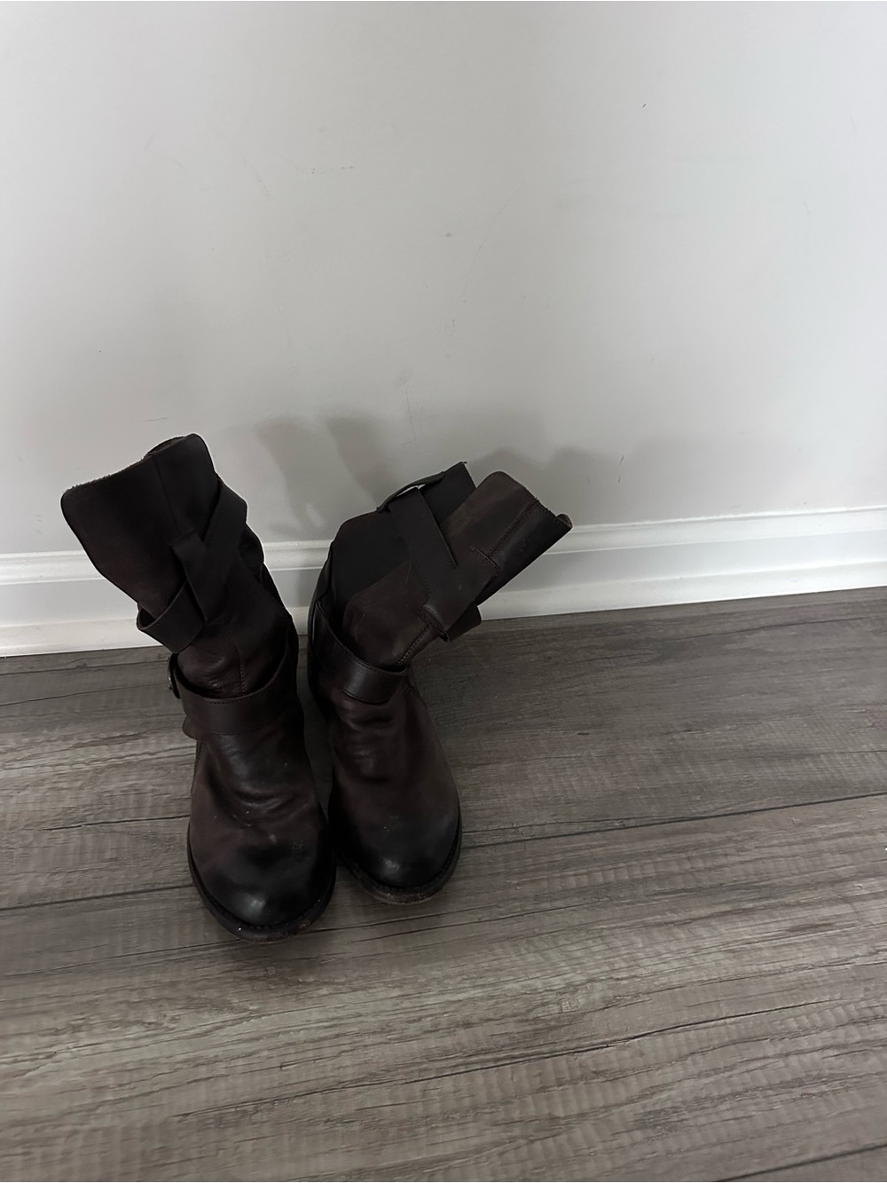 Sonora brand Women’s Dark Brown Leather Harness Moto Ankle Boots Size 6